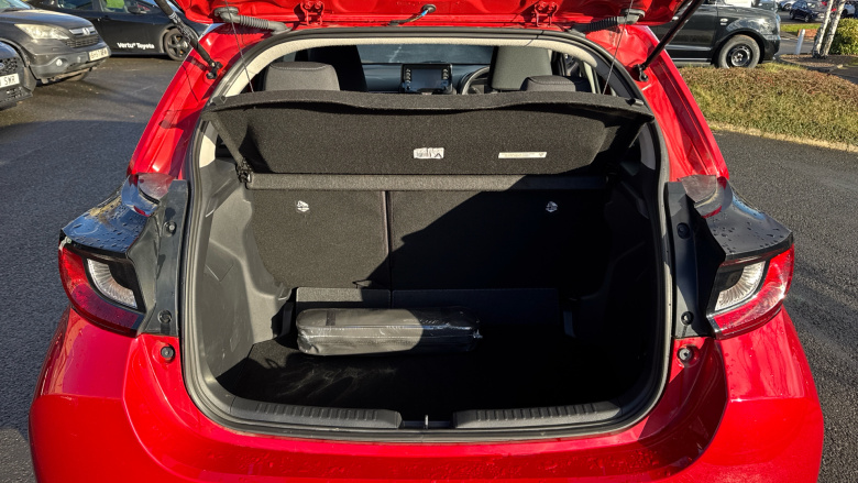 Toyota Yaris 1.5 Hybrid Icon 5dr CVT Hybrid Hatchback